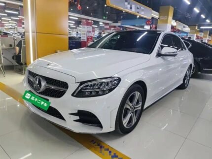 Mercedes-Benz C-Class or E-Class 2021: Compare 3 Used Cars Options