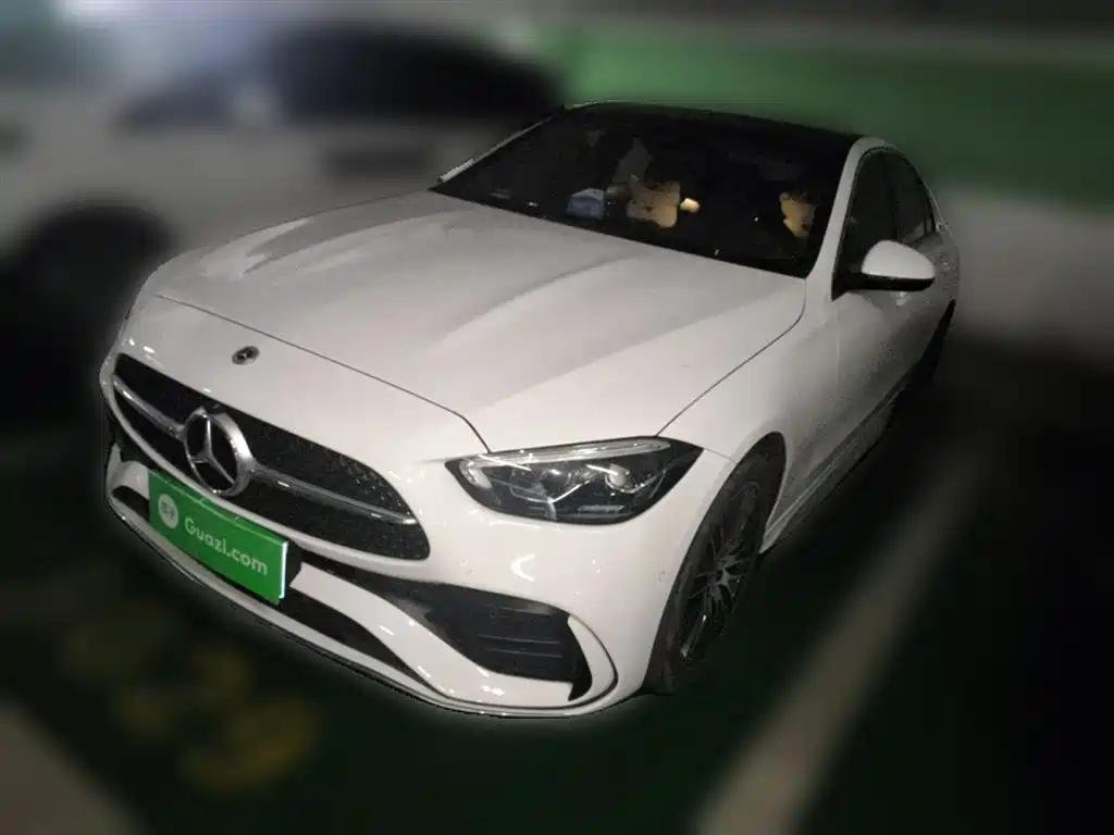 Mercedes-Benz C-Class Red 2022 Export: Used Car Dealership in China Selections Mercedes-Benz C-Class Red 2022 Export: Used Car Dealership in China Selections