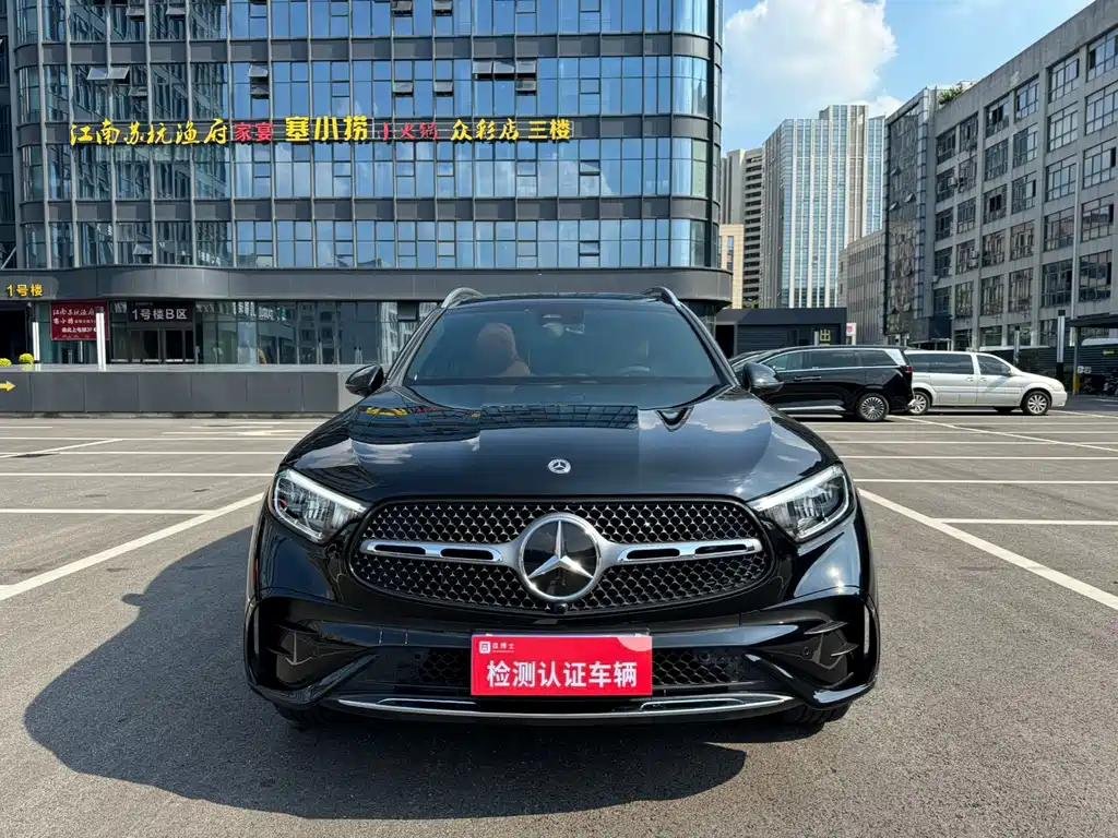 Mercedes Benz GLC Plug-in Hybrid on Used Car Platform in China Mercedes Benz GLC Plug-in Hybrid on Used Car Platform in China