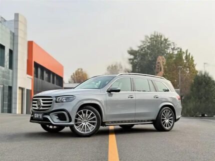 Mercedes-Benz GLS 7 Seater with New Chinese EV Trends