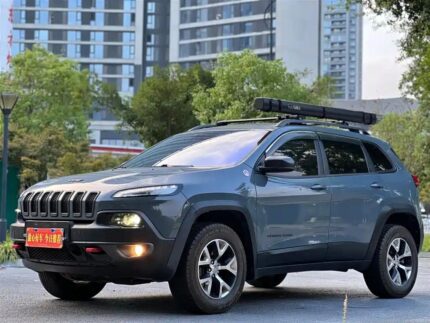 Overland Jeep Cherokee 2017: Professional Used Dealer China