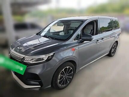 Premium 2021 Roewe iMax 8 - New Chinese EV Car