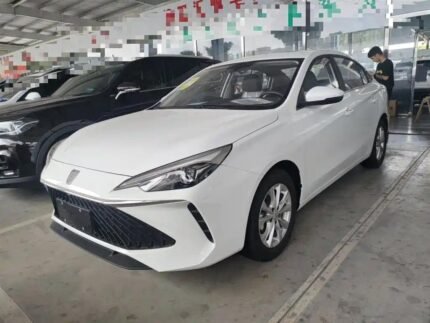 Quad-Core i5 Roewe i5 2025: Mini Chinese Car Rival