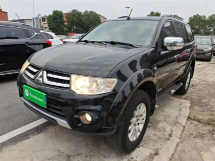 Reliable Mitsubishi Pajero Sport USA 2015: Used Cars in China App
