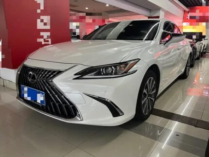 Reliable Used Lexus ES 2022 Petrol Cars