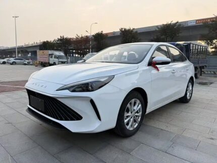 Roewe i5 Ei5 2025: Premium Used Car in China