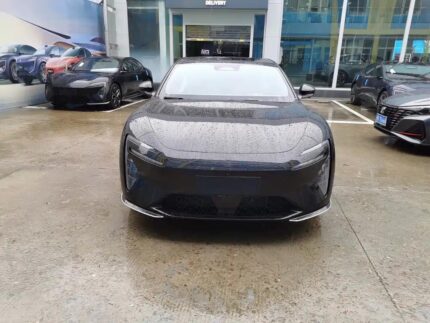 Sleek 2025 Avatr 06 car: Tips on where to buy used cars in china