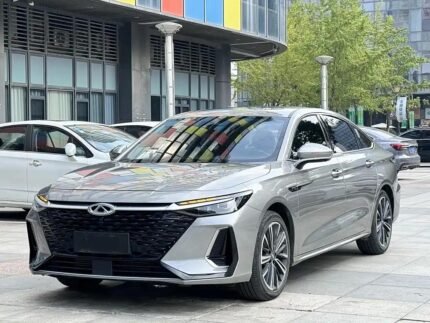 Spacious Family Sedan: Used Arrizo 8 2023 from China