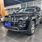 Supercharged 2022 Trackhawk: Jeep Grand Cherokee Trackhawk Over 6 Cylinder Used Cars