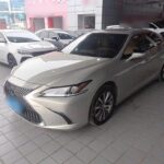 Toyota Crown vs Lexus ES: Value How Much Does a Used Car Cost in China