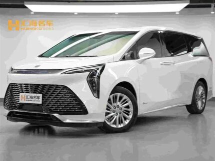 Vintage-Inspired 2023 Buick Century Old by Best Chinese EV Companies