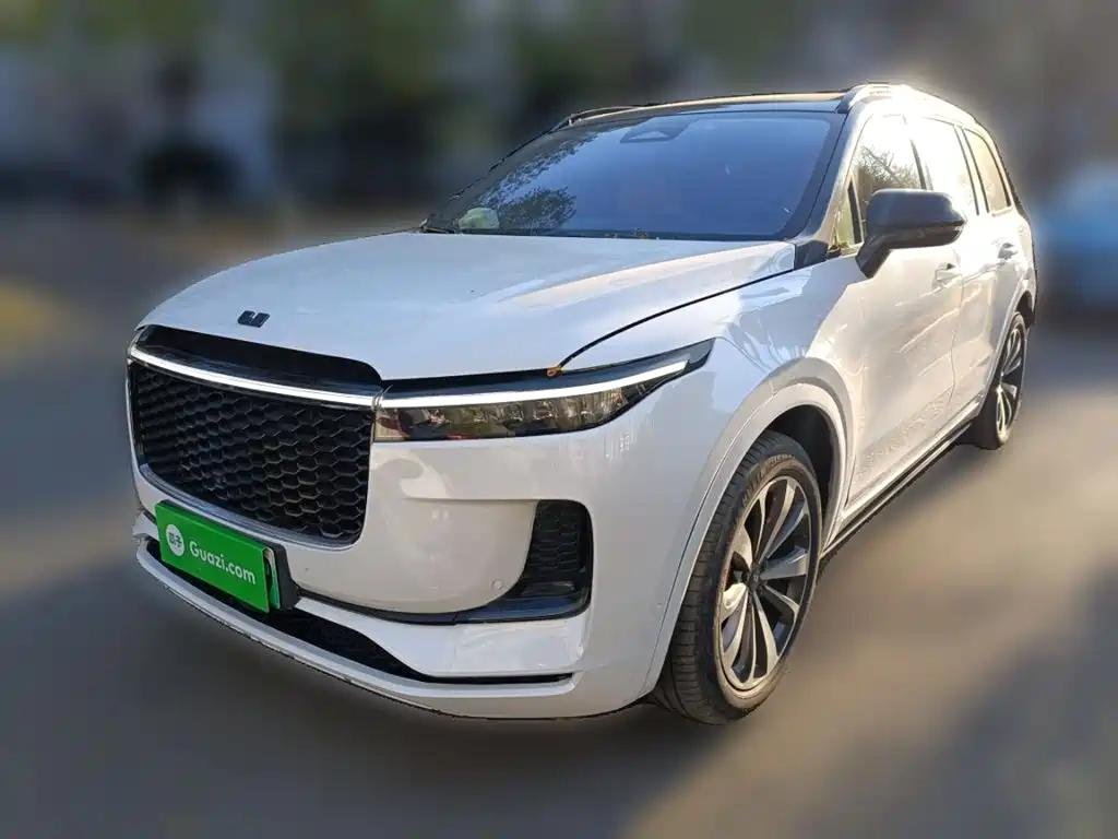 Z of Li+2 Chemistry: Sleek New Chinese EV Car Z of Li+2 Chemistry: Sleek New Chinese EV Car